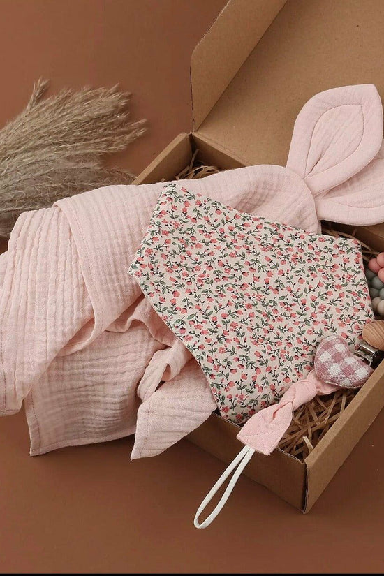 Baby Gift Set, 4 Piece New Born / Baby Shower Gift