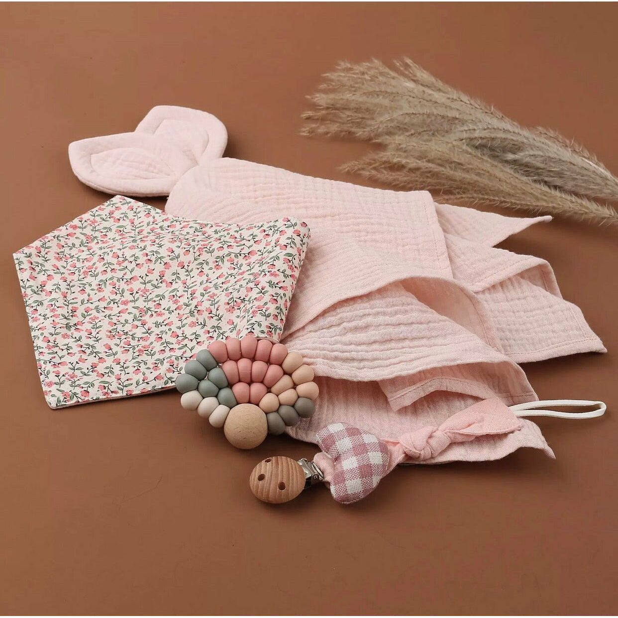 Baby Gift Set, 4 Piece New Born / Baby Shower Gift