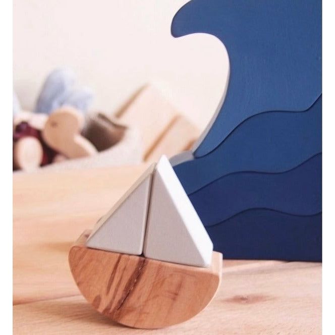 Waves and Boat Stacker